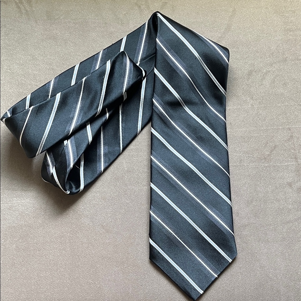 Nicole Miller Silk Black and Gray Striped Tie